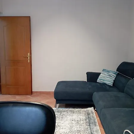 Apartment Apartamenti Leti *